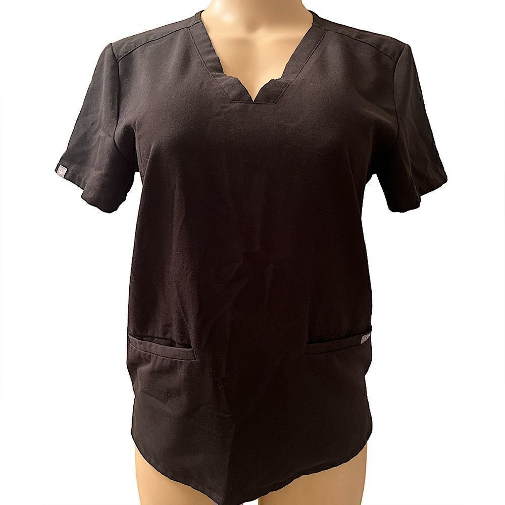 FIGS Technical collection scrub top
